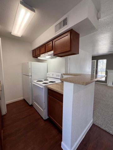 19700 Hickory Twig Way Way 15, Spring, TX 77388