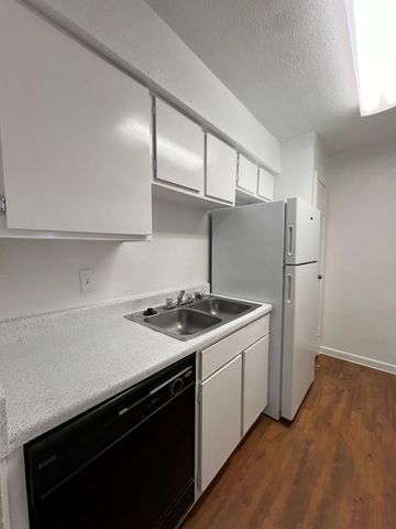 19700 Hickory Twig Way Way 15, Spring, TX 77388