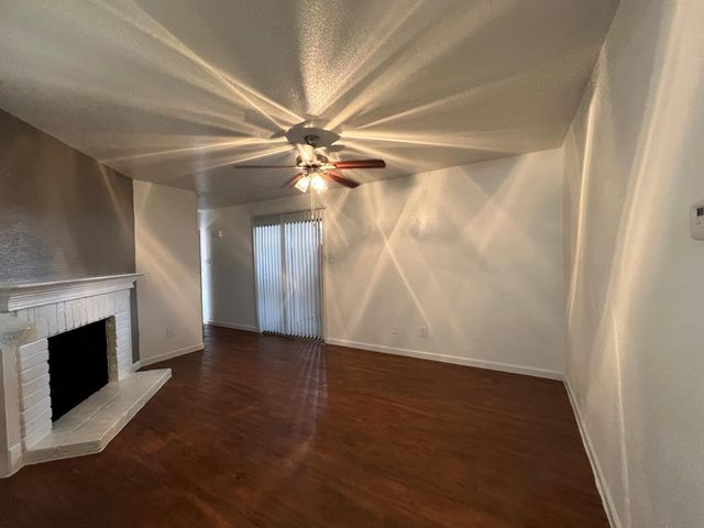 19700 Hickory Twig Way Way 15, Spring, TX 77388