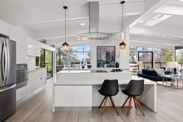 10 Laurel Hill Court, San Mateo, CA 94402