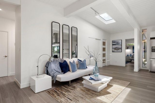 10 Laurel Hill Court, San Mateo, CA 94402