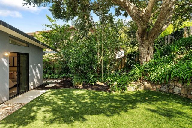 10 Laurel Hill Court, San Mateo, CA 94402