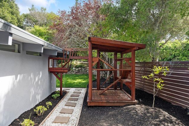 10 Laurel Hill Court, San Mateo, CA 94402