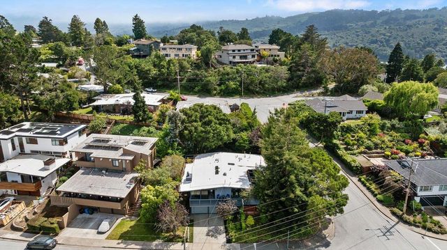 10 Laurel Hill Court, San Mateo, CA 94402
