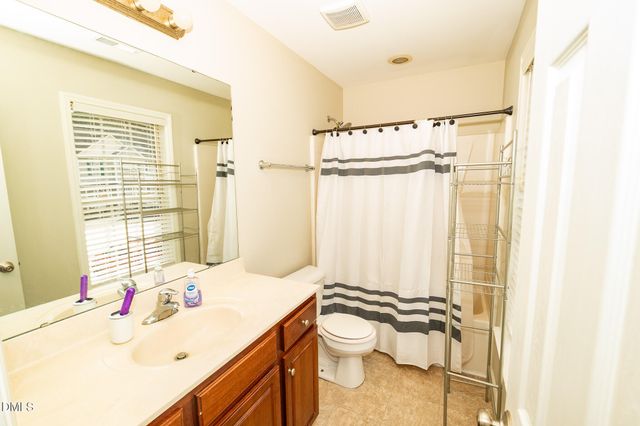 101 Gatwick Court, Clayton, NC 27520