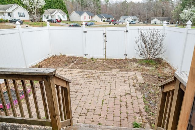 101 Gatwick Court, Clayton, NC 27520