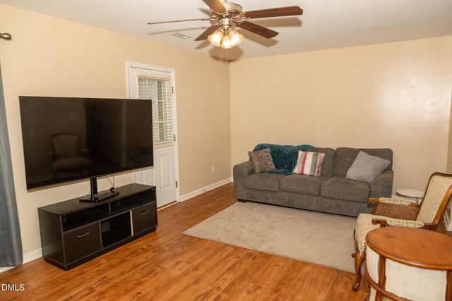 101 Gatwick Court, Clayton, NC 27520