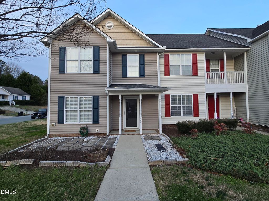 101 Gatwick Court, Clayton, NC 27520