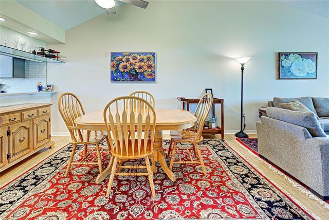 656 BIRD BAY CIRCLE 11, Venice, FL 34285