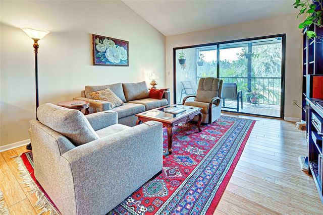 656 BIRD BAY CIRCLE 11, Venice, FL 34285