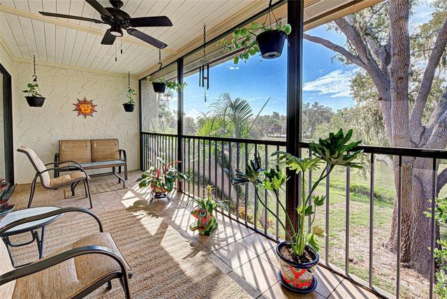 656 BIRD BAY CIRCLE 11, Venice, FL 34285