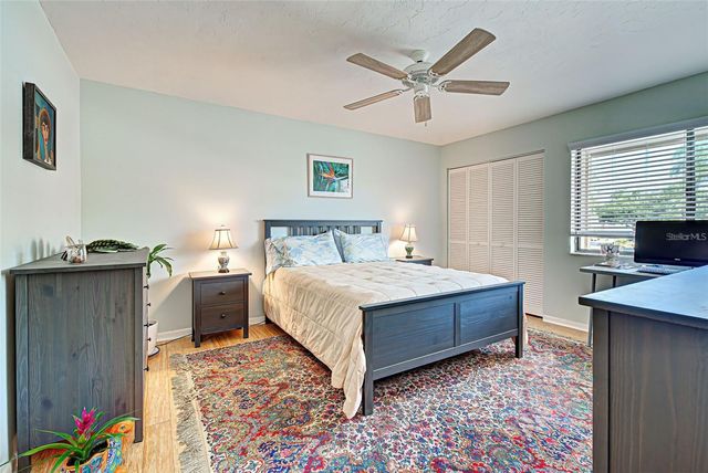 656 BIRD BAY CIRCLE 11, Venice, FL 34285