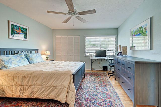 656 BIRD BAY CIRCLE 11, Venice, FL 34285