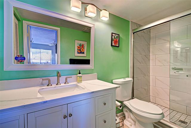 656 BIRD BAY CIRCLE 11, Venice, FL 34285