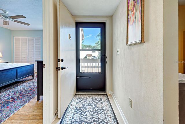 656 BIRD BAY CIRCLE 11, Venice, FL 34285