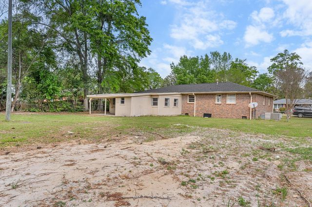 1136 Lakeshore Drive, Orangeburg, SC 29115