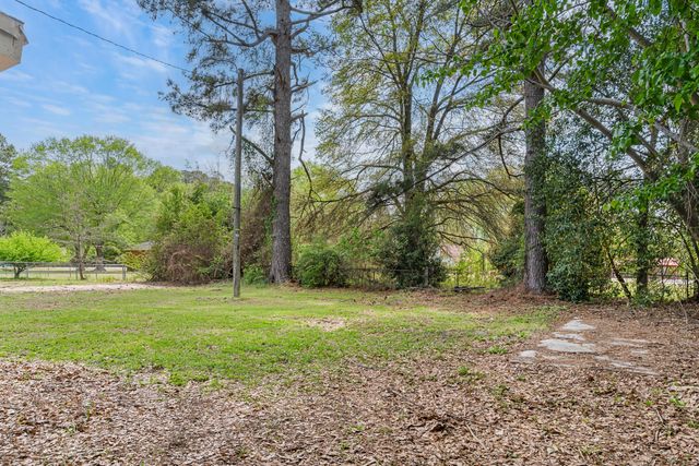 1136 Lakeshore Drive, Orangeburg, SC 29115