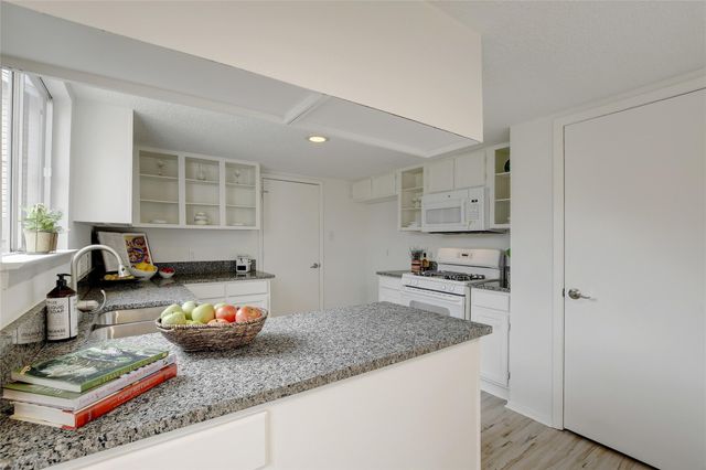 4505 Clarno DR, Austin, TX 78749