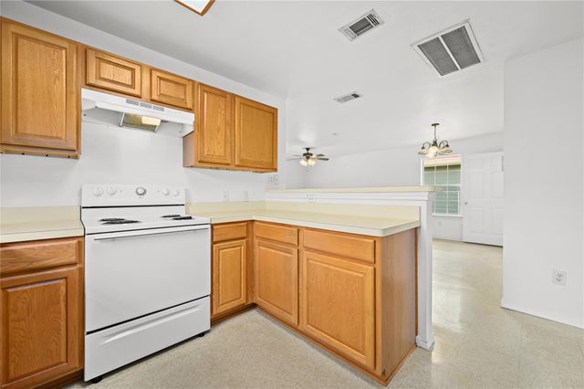 1727 Leander ST, Georgetown, TX 78626