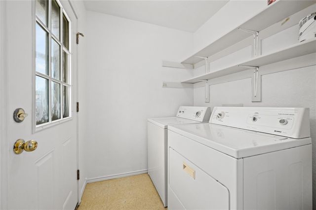 1727 Leander ST, Georgetown, TX 78626