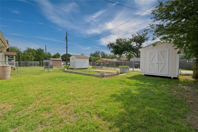 1727 Leander ST, Georgetown, TX 78626