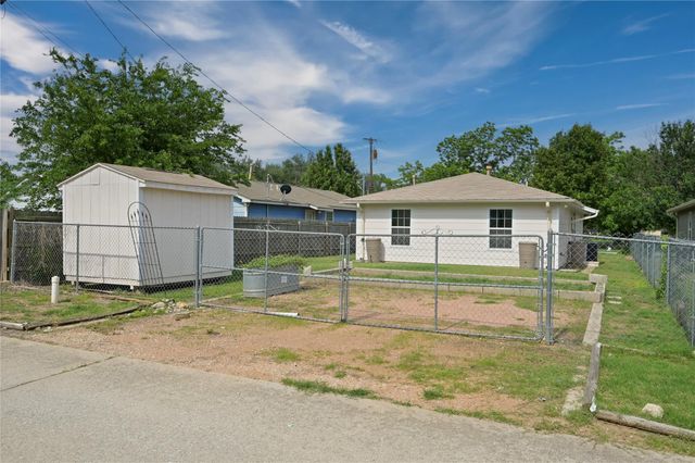 1727 Leander ST, Georgetown, TX 78626