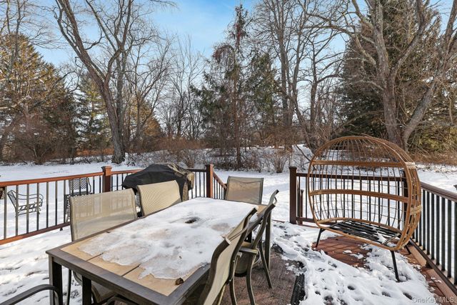 25 Sugarloaf Mountain Road, Chester, NY 10918