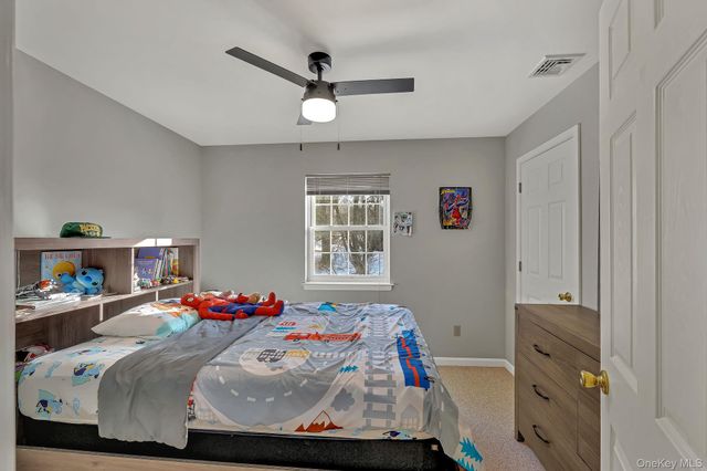 25 Sugarloaf Mountain Road, Chester, NY 10918