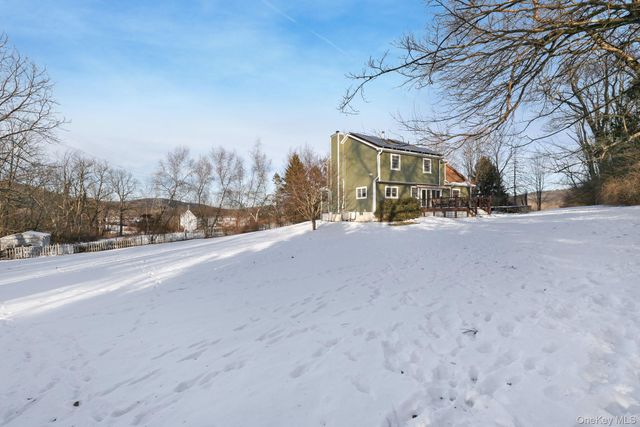 25 Sugarloaf Mountain Road, Chester, NY 10918