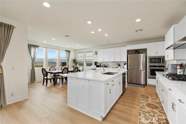 1577 Calle Mayfair, Chula Vista, CA 91913