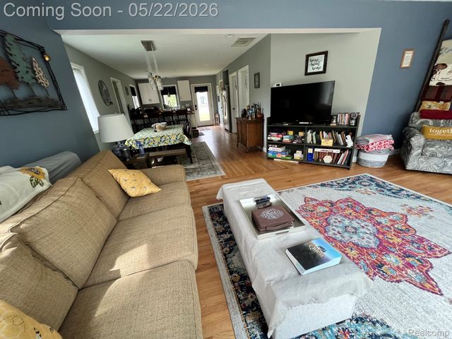 5036 Woodland Lane, East China Township, MI 48054