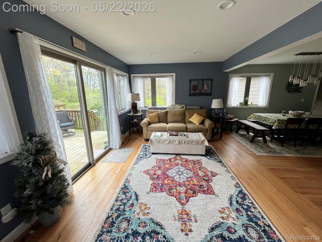 5036 Woodland Lane, East China Township, MI 48054