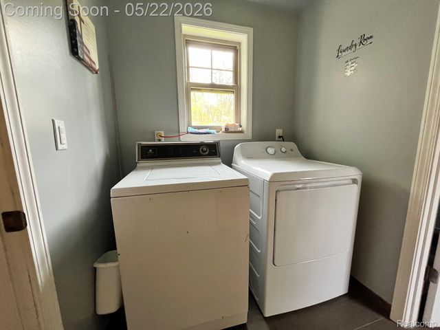 5036 Woodland Lane, East China Township, MI 48054