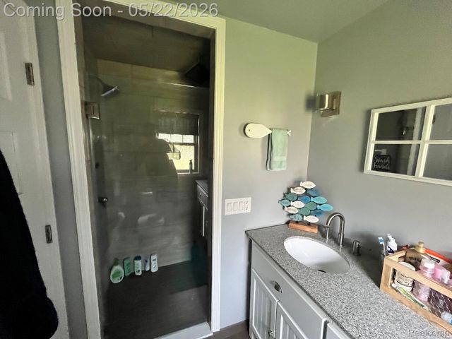 5036 Woodland Lane, East China Township, MI 48054