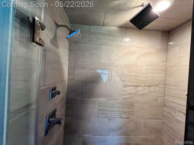 5036 Woodland Lane, East China Township, MI 48054