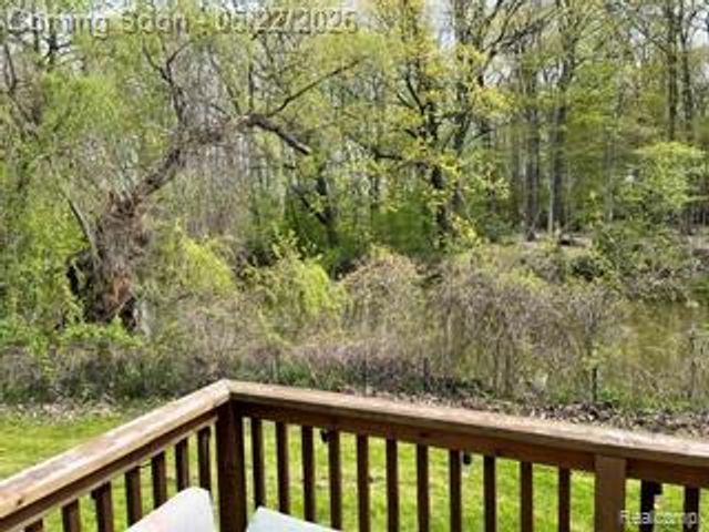5036 Woodland Lane, East China Township, MI 48054