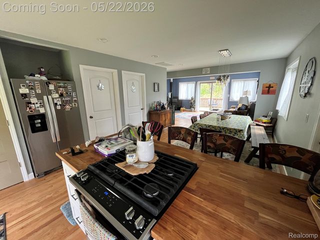 5036 Woodland Lane, East China Township, MI 48054