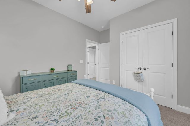 814 Willowicke Dr, Clarksville, TN 37043