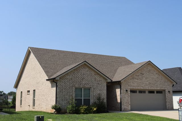 814 Willowicke Dr, Clarksville, TN 37043