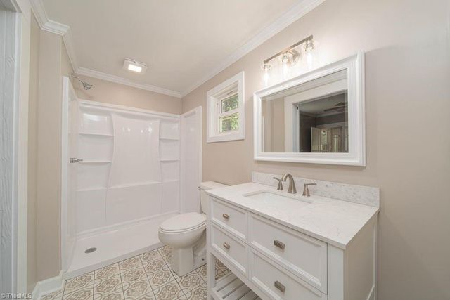 7280 Dennis Road, Walnut Cove, NC 27052