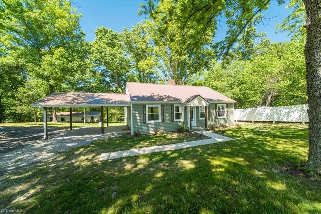 7280 Dennis Road, Walnut Cove, NC 27052