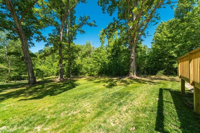 7280 Dennis Road, Walnut Cove, NC 27052
