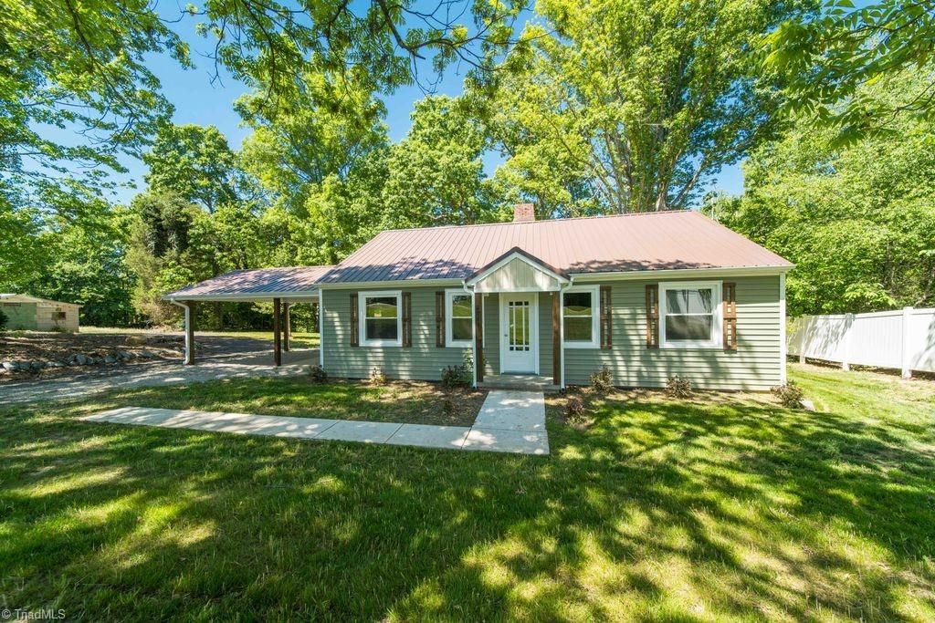 7280 Dennis Road, Walnut Cove, NC 27052