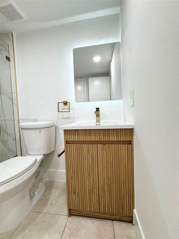 5580 W 26th Court 209, Hialeah, FL 33016
