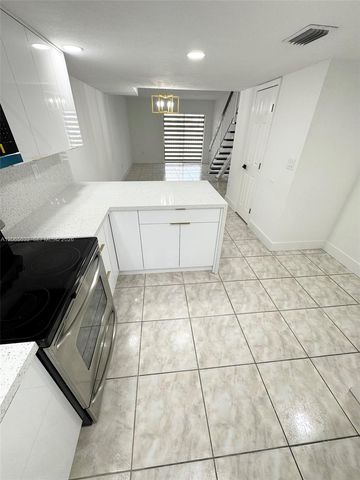 5580 W 26th Court 209, Hialeah, FL 33016
