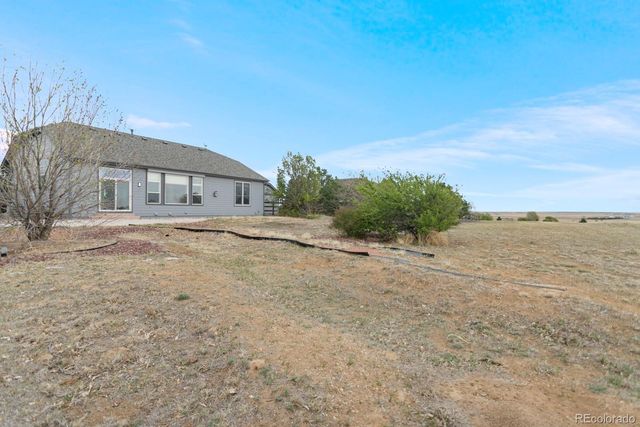 49240 Antelope Drive W, Bennett, CO 80102