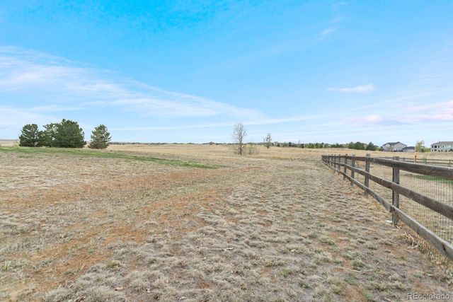 49240 Antelope Drive W, Bennett, CO 80102
