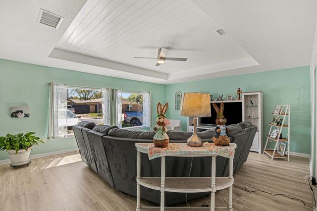 5911 Dangerfield Court, Arlington, TX 76017