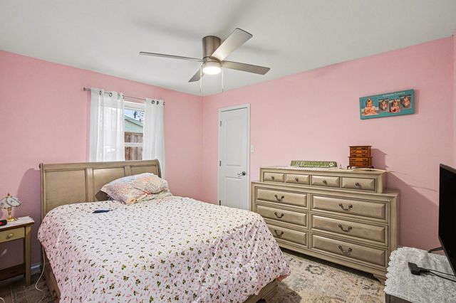 5911 Dangerfield Court, Arlington, TX 76017