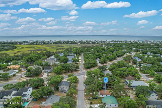103 NE 23rd Street, Oak Island, NC 28465